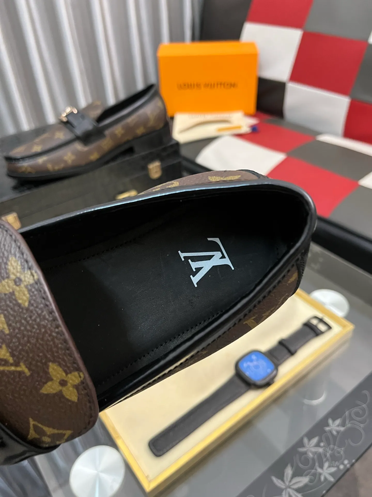 Men's Men's Shoes Men's Men's Shoes 💰520⌚️⌚️[LV] The most popular classic Louis Vuitton leather shoes. Synchronized with the official website, the upper adopts Italian imported upper embossing➕comfortable cowhide lining, fashionable atmosphere, unique brand and unique craftsmanship. Highlighting the hot style of the new year. Stop hesitating, stop wandering, get it now. Code number: 38--44. 3️⃣colors available